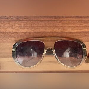 Stylish Green and Gold Women's Sunglasses